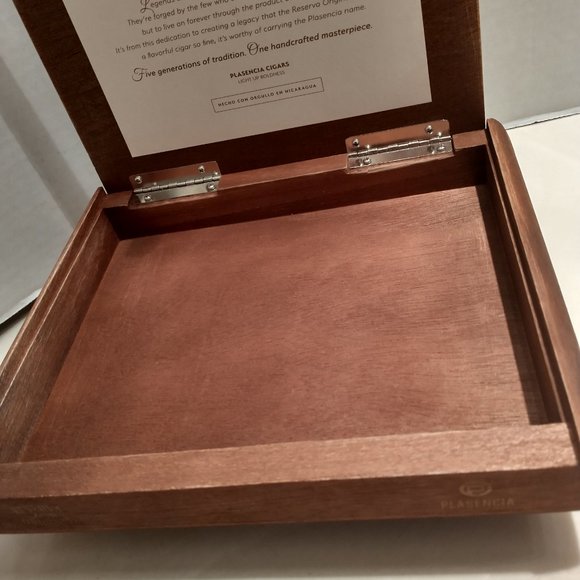 Suenos de Saundra Upcycled, Plasencia Cigar Box, Storage/Stash Box - Picture 10 of 10